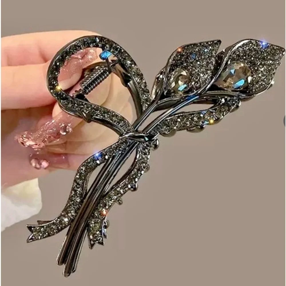 Super Elegant Embellished Hairpin to Enhance your Casual or Night Our Hair look